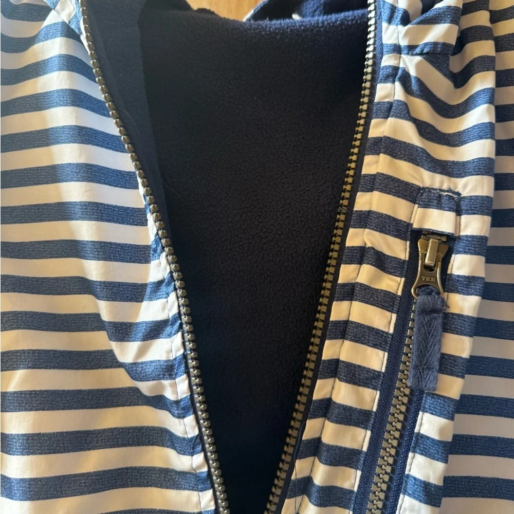 Osh Kosh Reversible Boys Zip Up mid weight jacket  Large - Picture 5 of 12